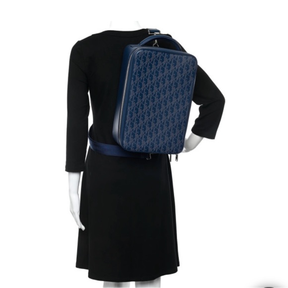 DIOR WORLD TOUR SLING BAG OBLIQUE GALAXY (RED) - Picture 3 of 4